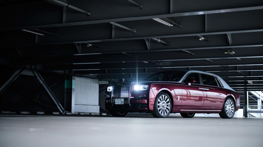  Rolls-Royce Phantom EWB 2017 года  (JP) (фото 1 из 21)